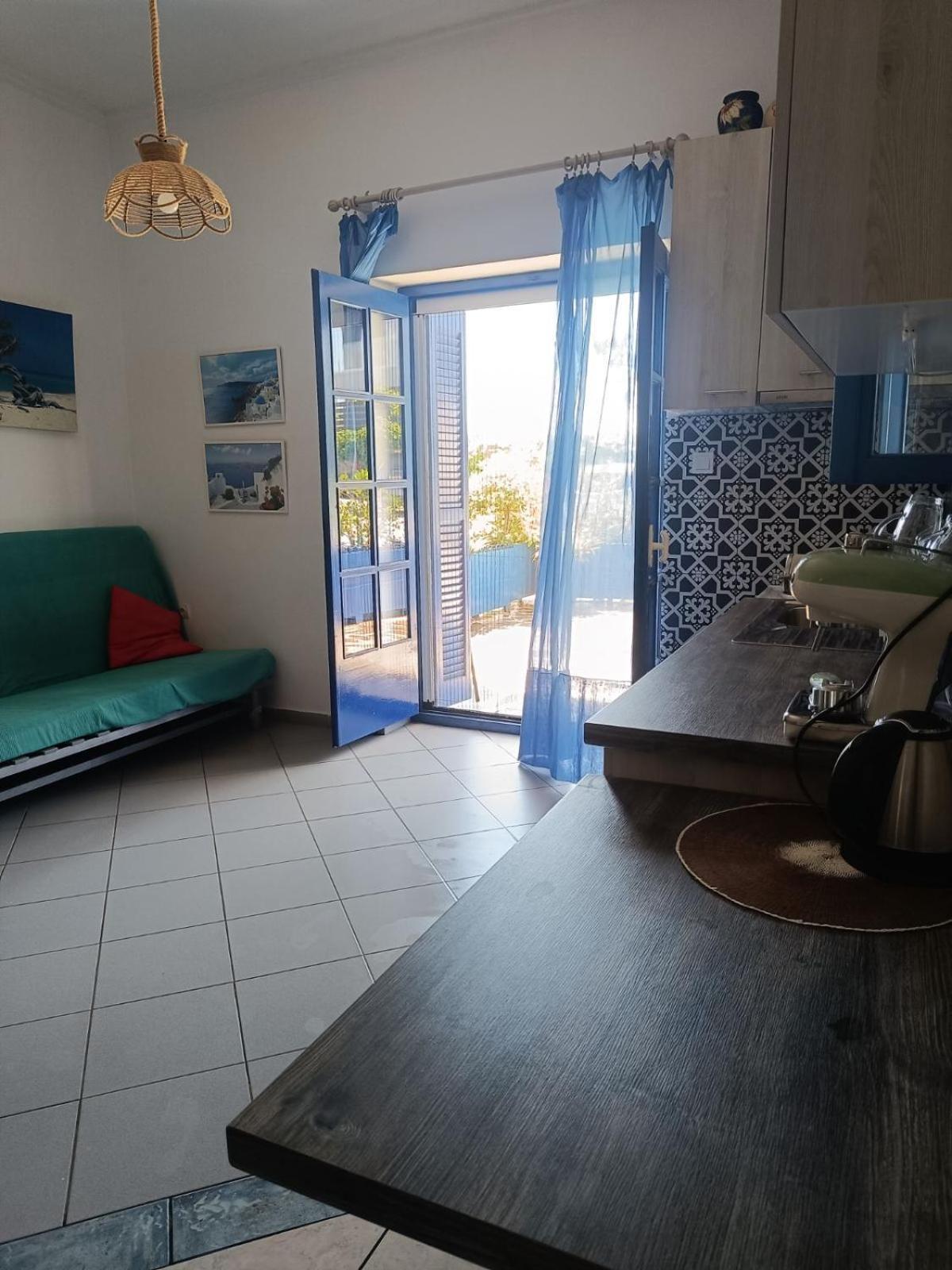 Right Across The Sea Villa Nea Kallikrateia Exterior photo